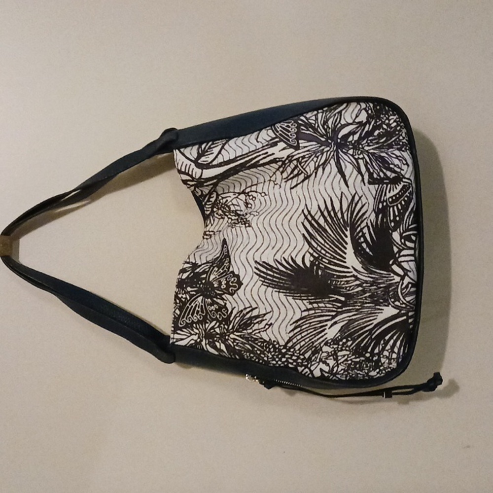 Vince Camuto Hayes Hobo Satchel, Navy Pebbled Leather